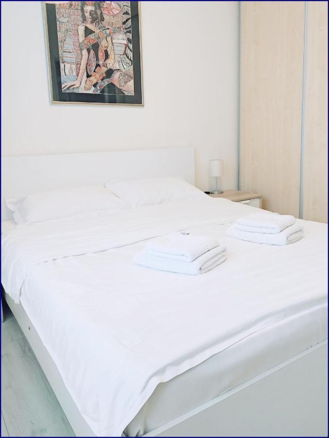 Smart Apartament Piatra Neamţ 外观 照片
