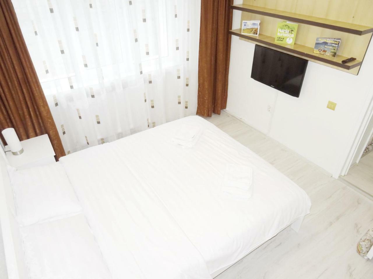Smart Apartament Piatra Neamţ 外观 照片